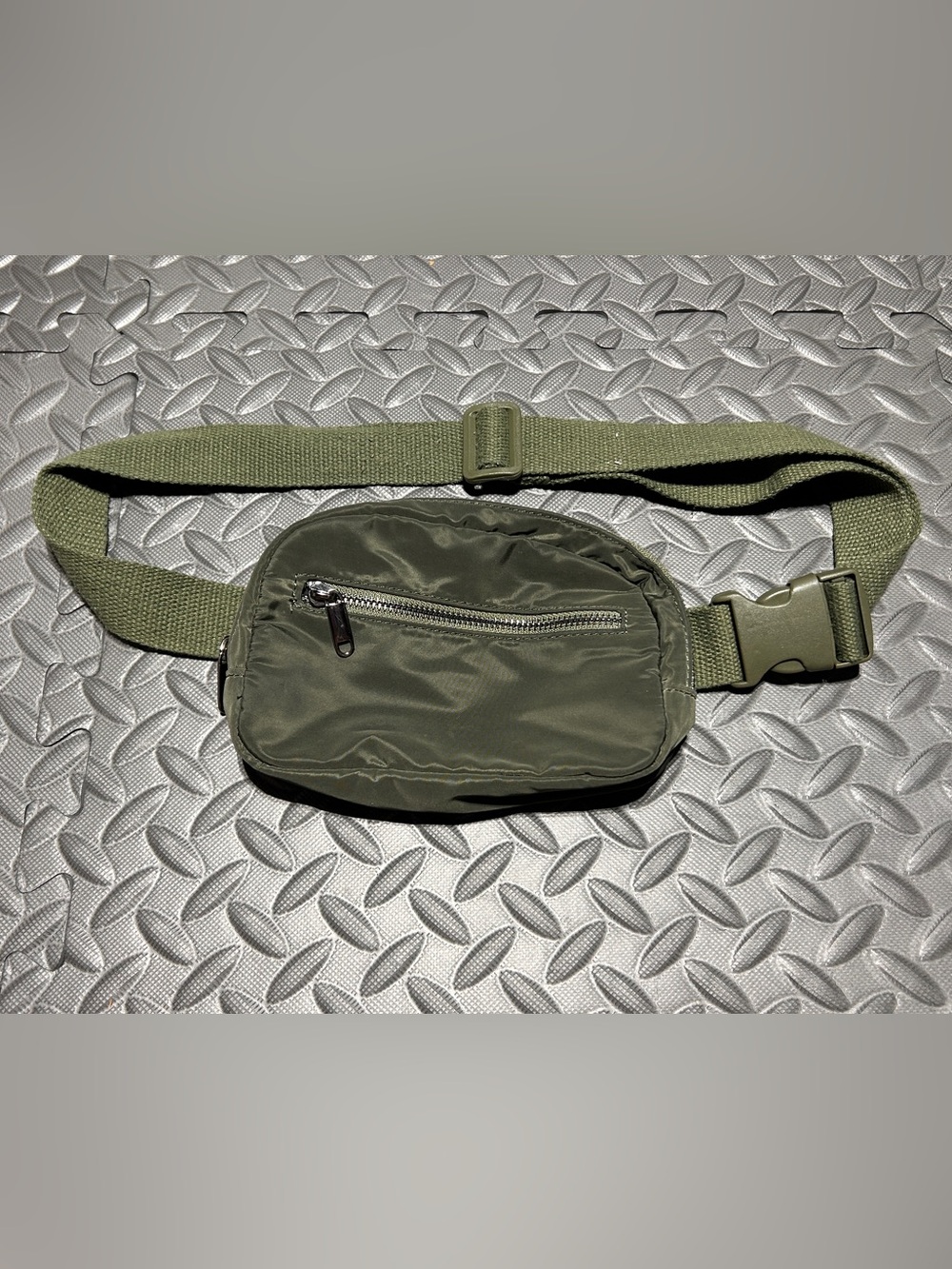 Wild Fable Army Green Belt Bag